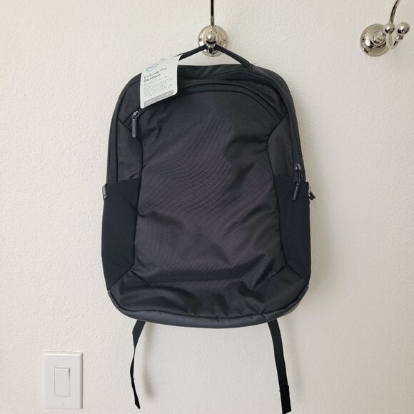 DELL EcoLoop Pro Laptop Backpack 17 BRAND NEW WITH TAGS - Picture 2 of 16